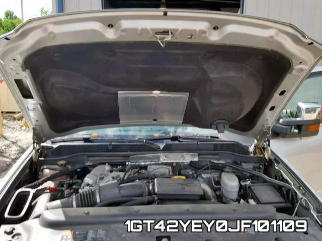 1GT42YEY0JF101109_7.webp