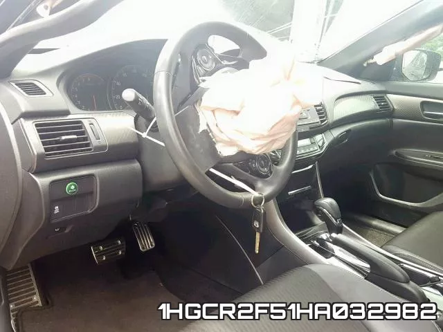 1HGCR2F51HA032982_9.webp