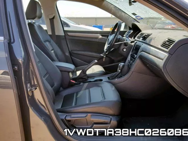 1VWDT7A38HC026086_5.webp