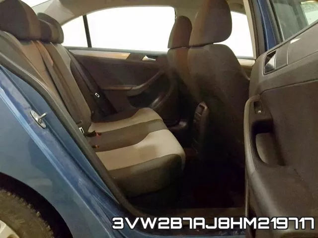 3VW2B7AJ8HM219717_6.webp