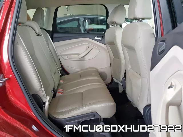 1FMCU0GDXHUD27922_6.webp