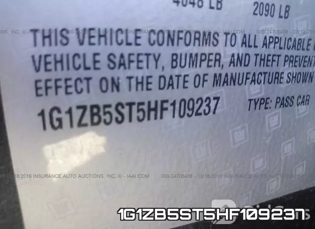 1G1ZB5ST5HF109237