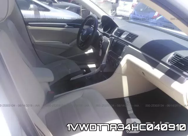 1VWDT7A34HC040910_5.webp