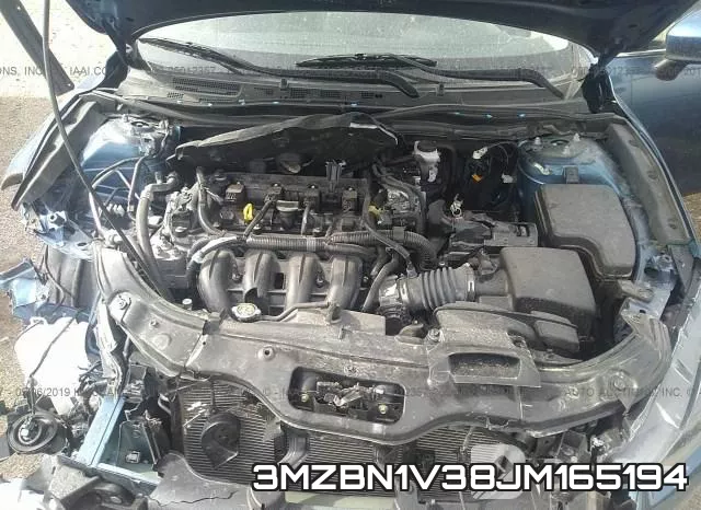 3MZBN1V38JM165194_10.webp