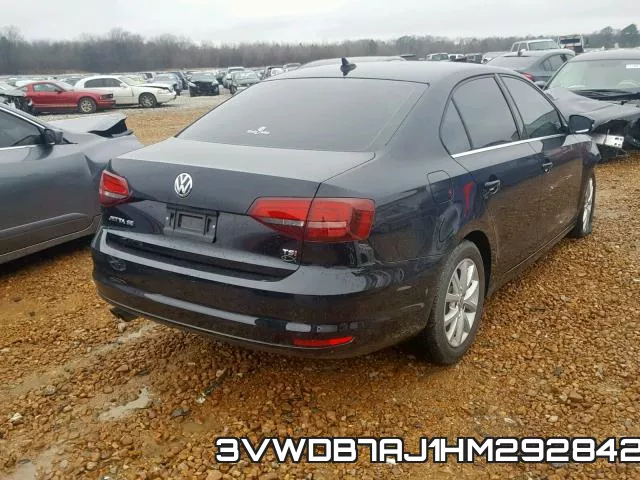 3VWDB7AJ1HM292842_4.webp