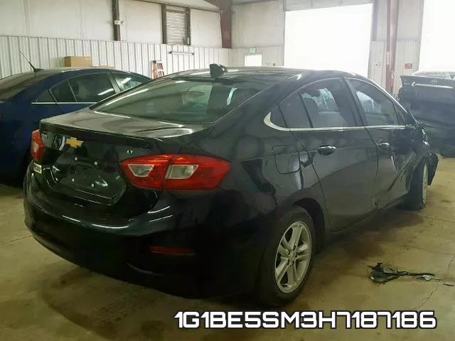 1G1BE5SM3H7187186_4.webp