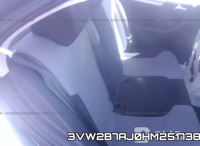 3VW2B7AJ0HM251738