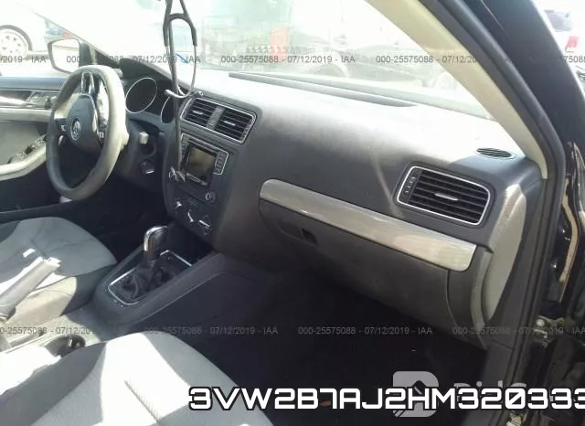3VW2B7AJ2HM320333_5.webp