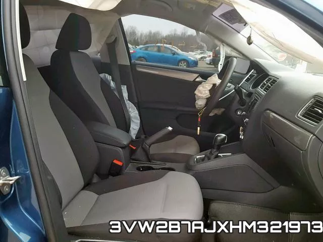 3VW2B7AJXHM321973_5.webp