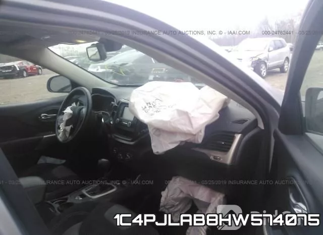 1C4PJLAB8HW574075_5.webp