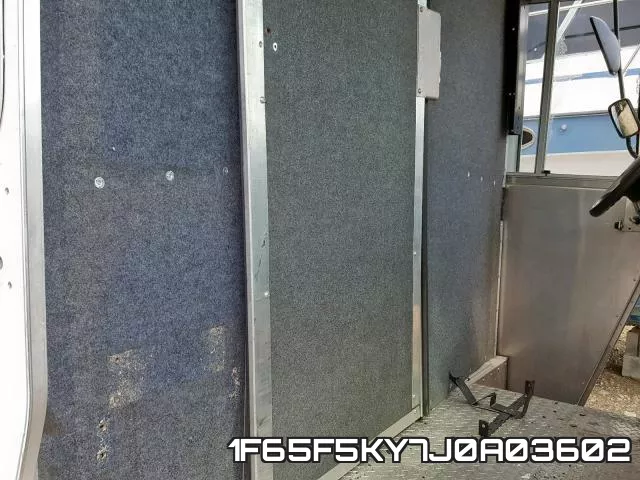 1F65F5KY7J0A03602_6.webp