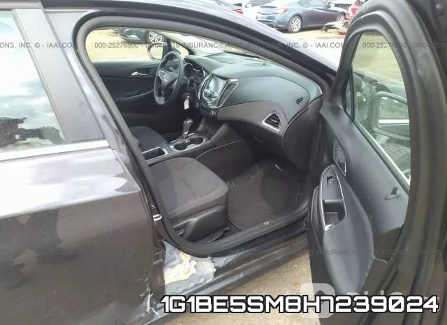 1G1BE5SM8H7239024_5.webp