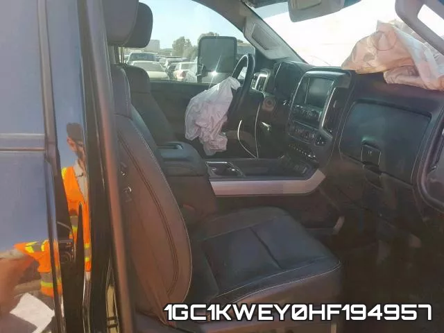 1GC1KWEY0HF194957_5.webp