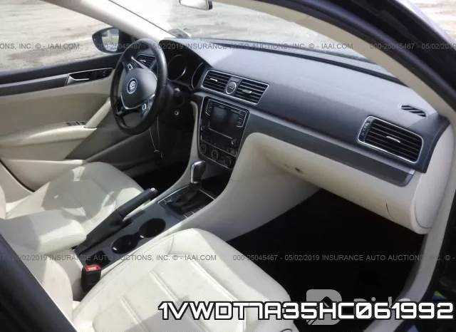 1VWDT7A35HC061992