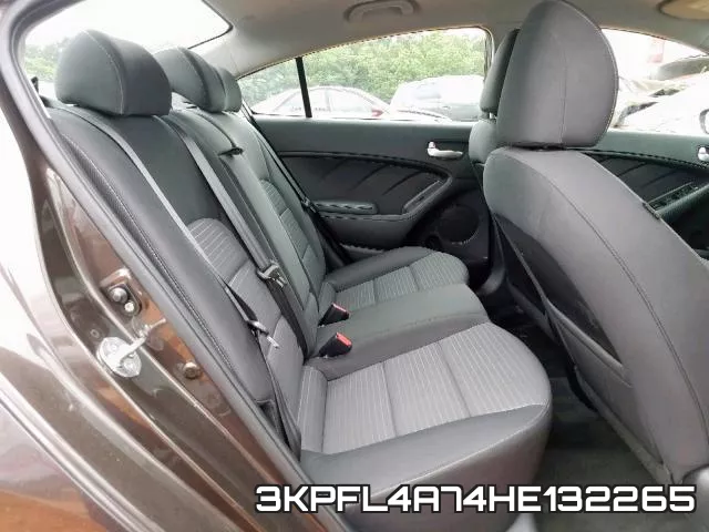 3KPFL4A74HE132265_6.webp