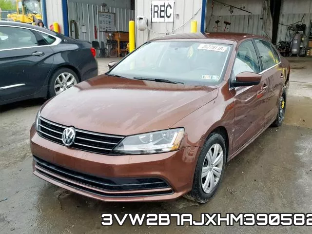 3VW2B7AJXHM390582