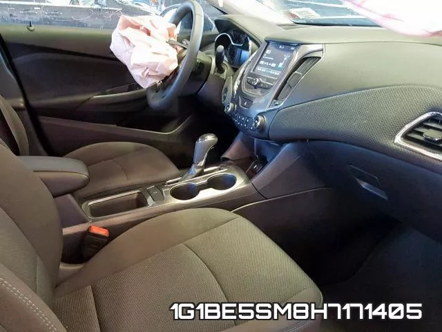 1G1BE5SM8H7171405_5.webp