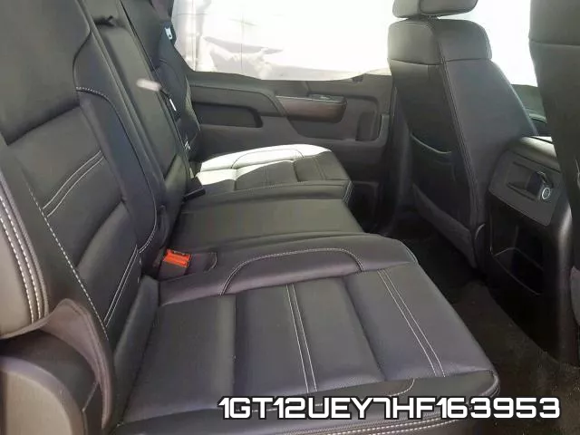 1GT12UEY7HF163953_6.webp