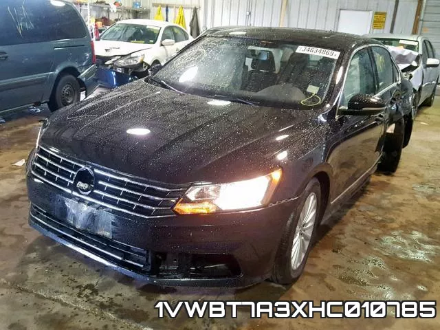 1VWBT7A3XHC010785_2.webp