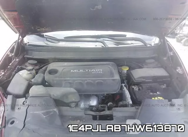 1C4PJLAB7HW613870_10.webp