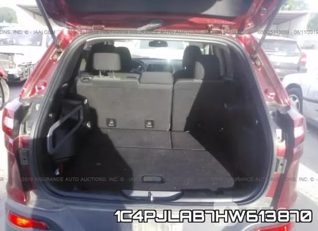 1C4PJLAB7HW613870_8.webp