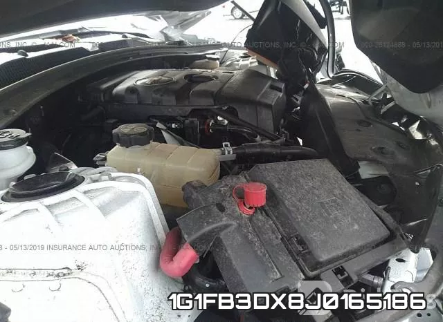 1G1FB3DX8J0165186_10.webp