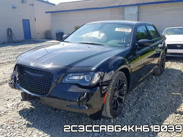 2C3CCABG4KH618039_2.webp
