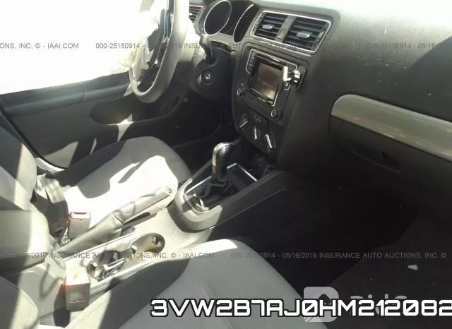 3VW2B7AJ0HM212082_5.webp