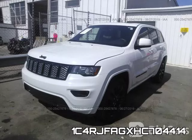 1C4RJFAGXHC704414_2.webp