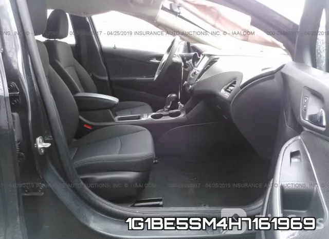 1G1BE5SM4H7161969_5.webp
