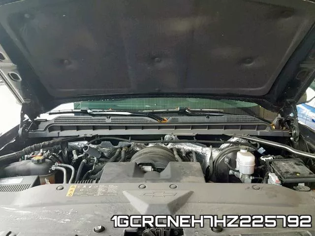 1GCRCNEH7HZ225792_7.webp