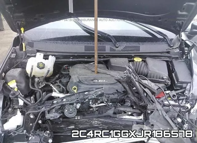 2C4RC1GGXJR186578_10.webp