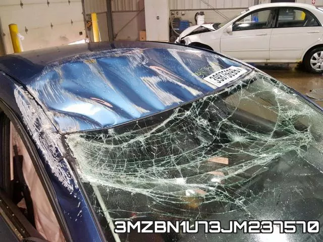 3MZBN1U73JM237570_9.webp