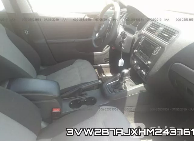 3VW2B7AJXHM243761_5.webp