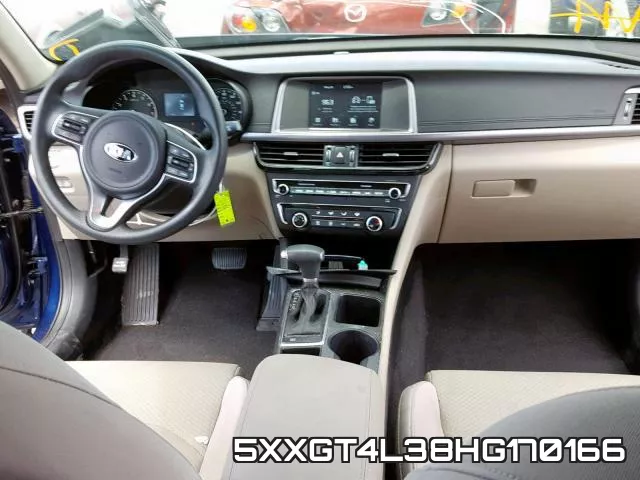 5XXGT4L38HG170166_9.webp