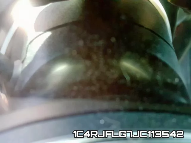 1C4RJFLG7JC113542_8.webp
