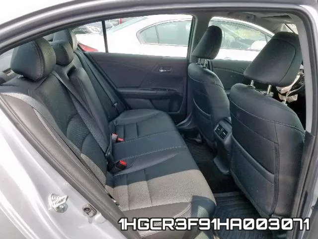 1HGCR3F91HA003071_6.webp