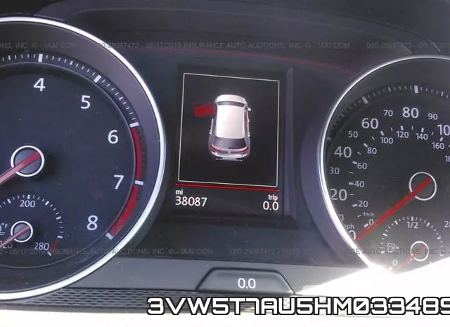 3VW5T7AU5HM033489_7.webp