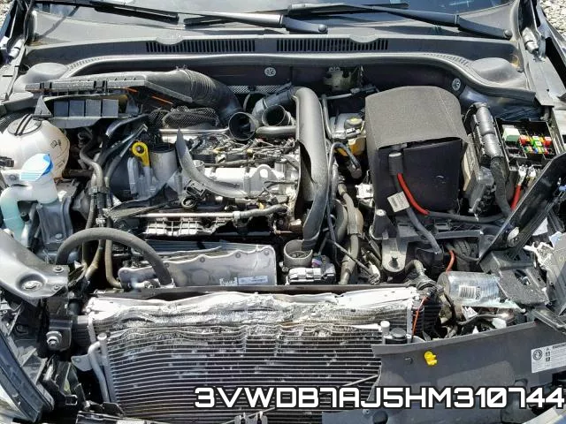 3VWDB7AJ5HM310744