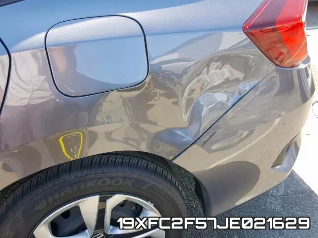 19XFC2F57JE021629_9.webp