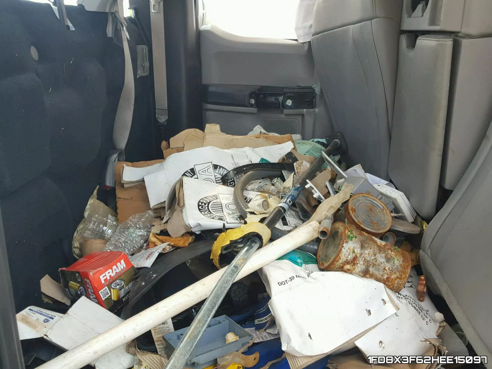 1FD8X3F62HEE15097_6.webp