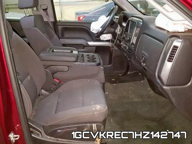 1GCVKREC7HZ142747_5.webp