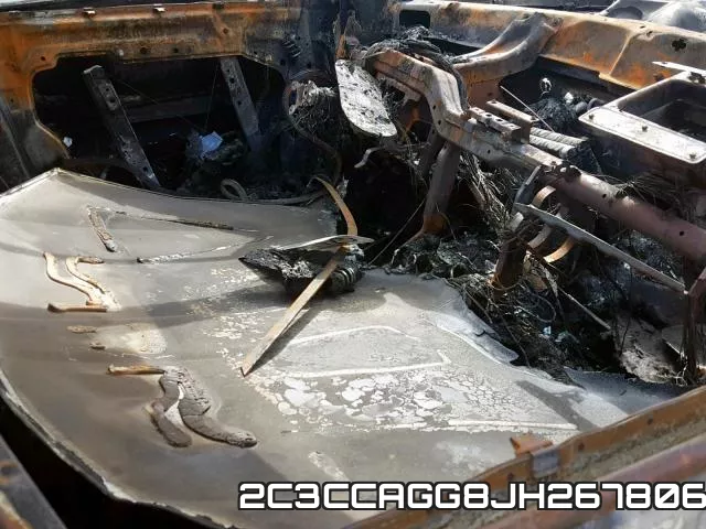 2C3CCAGG8JH267806_5.webp