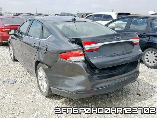 3FA6P0HD0HR123702_3.webp