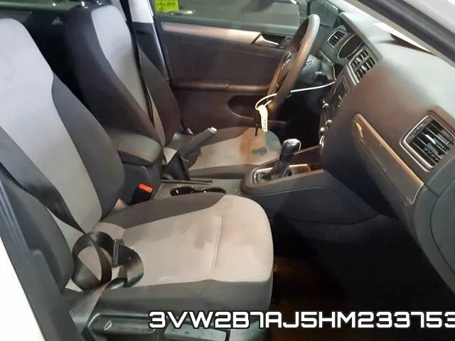 3VW2B7AJ5HM233753