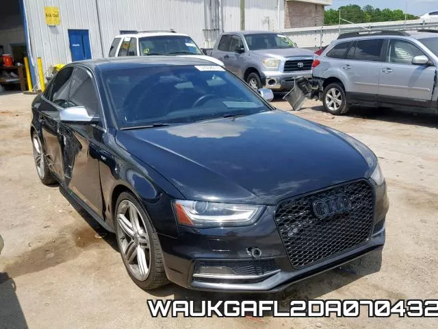 WAUKGAFL2DA070432