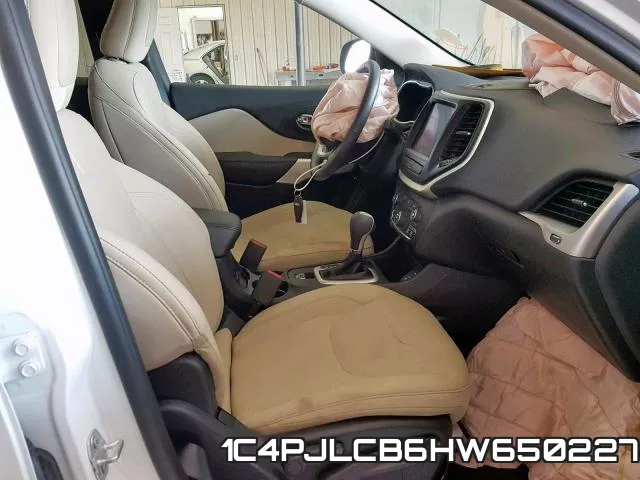 1C4PJLCB6HW650227