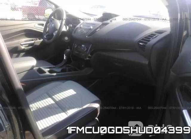 1FMCU0GD5HUD04399_5.webp