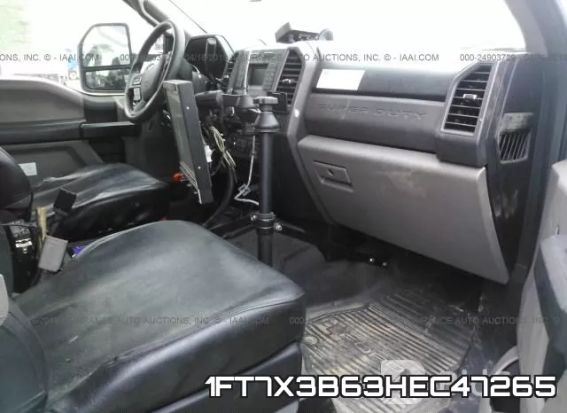 1FT7X3B63HEC47265_5.webp