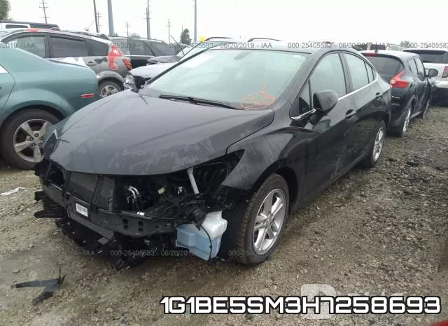 1G1BE5SM3H7258693_2.webp